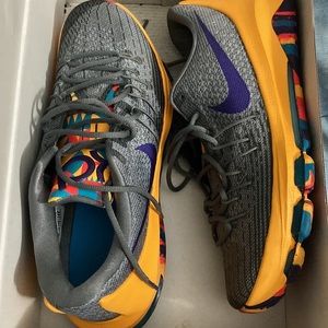 Brand new Kevin durant basketball shoes
